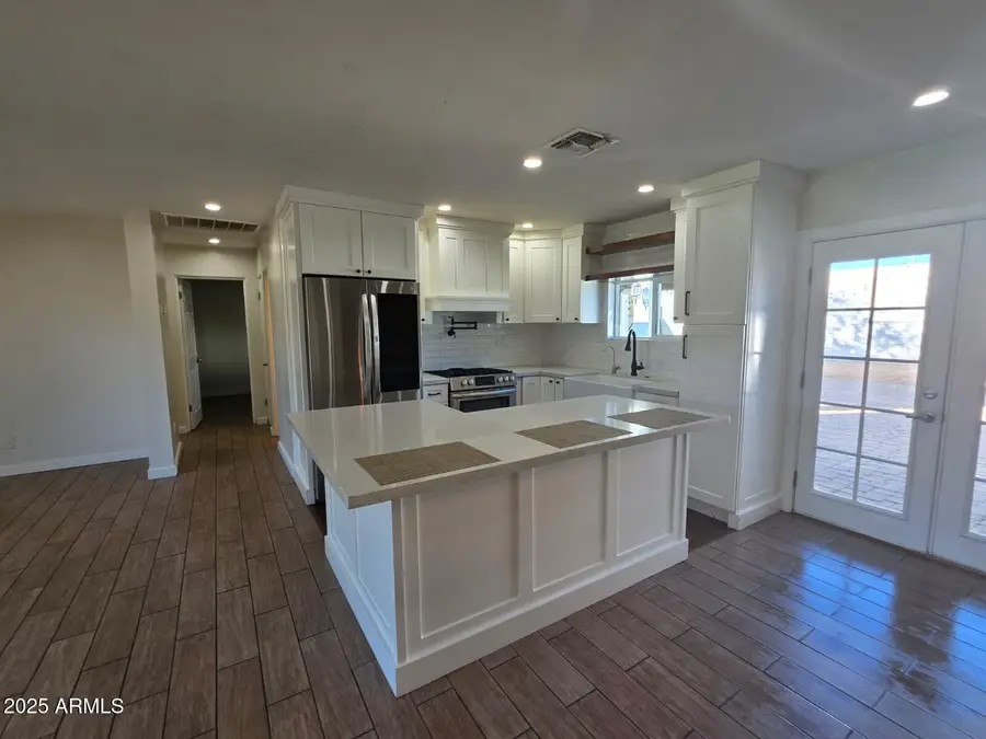 752 W 3rd Place, Mesa, AZ 85201 - Image #2