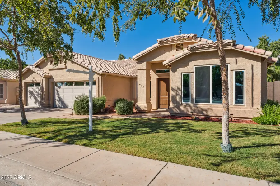 916 S Dolphin Drive, Gilbert, AZ 85233 - Image #2