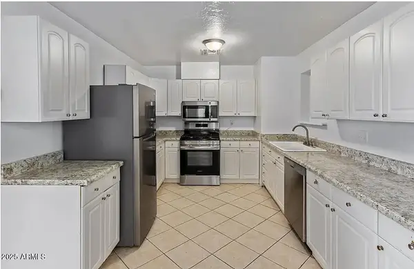 1372 W 15th Street, Tempe, AZ 85281