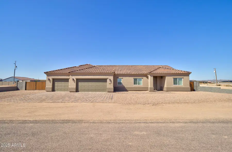 3810 N Mohu Drive, Eloy, AZ 85131 - Image #2