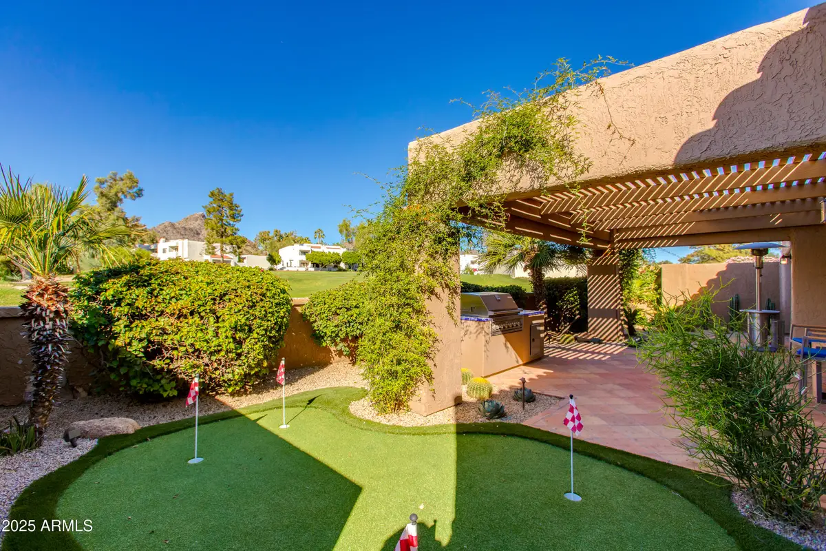 2626 E Arizona Biltmore Circle E #26, Phoenix, AZ 85016 - Image #1