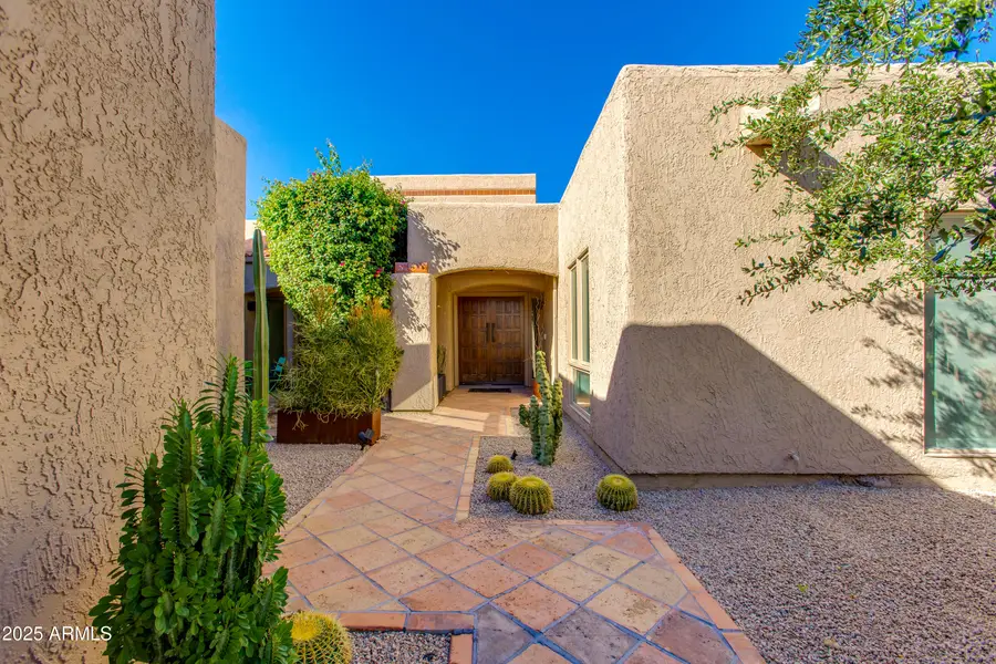 2626 E Arizona Biltmore Circle E #26, Phoenix, AZ 85016 - Image #2