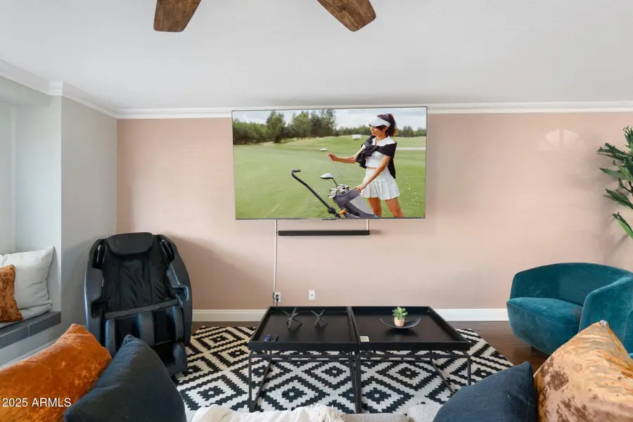 8213 E Whitton Avenue, Scottsdale, AZ 85251 - Image #2