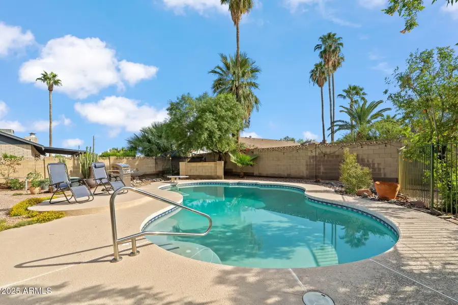 8611 E Vista Drive, Scottsdale, AZ 85250 - Image #3