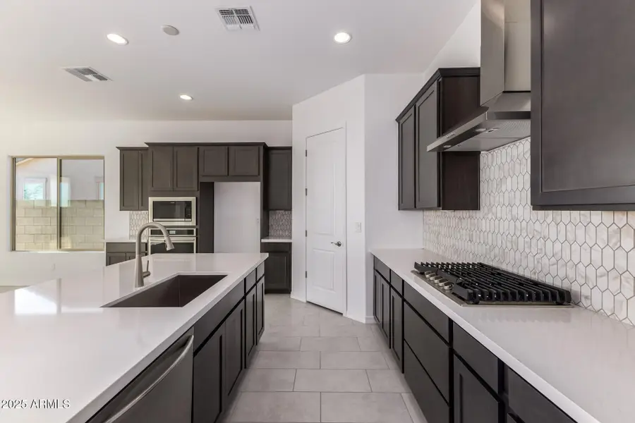 20281 W Catalina Drive, Buckeye, AZ 85396 - Image #3