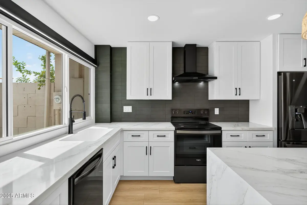 5020 N 83rd Street, Scottsdale, AZ 85250 - Image #1