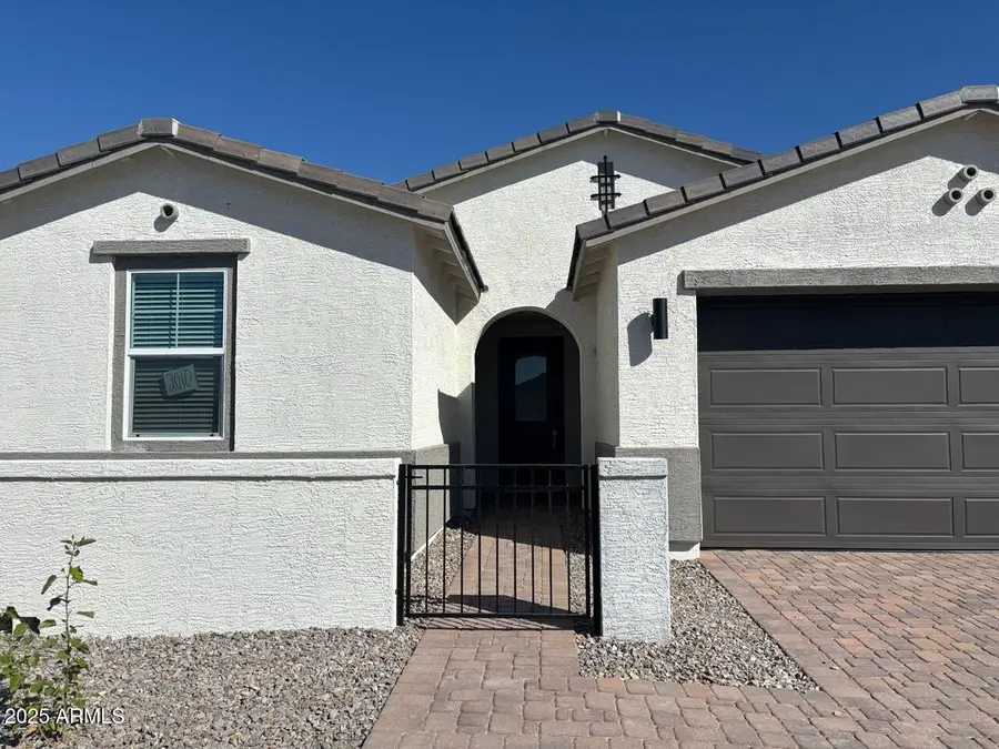 30530 W Nightshade Drive, Buckeye, AZ 85396 - Image #2