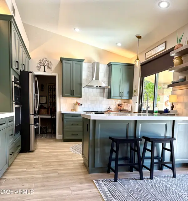 9627 W Menadota Drive, Peoria, AZ 85382