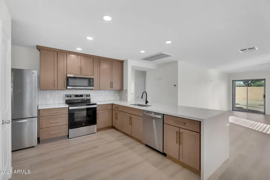 39605 N Zampino Street, San Tan Valley, AZ 85140 - Image #3