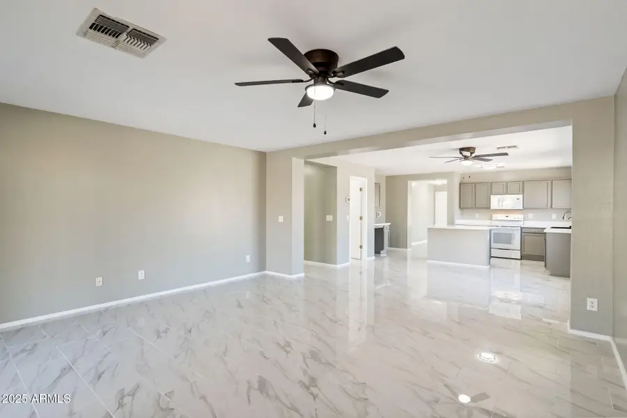 2922 W Dunbar Drive, Phoenix, AZ 85041 - Image #3