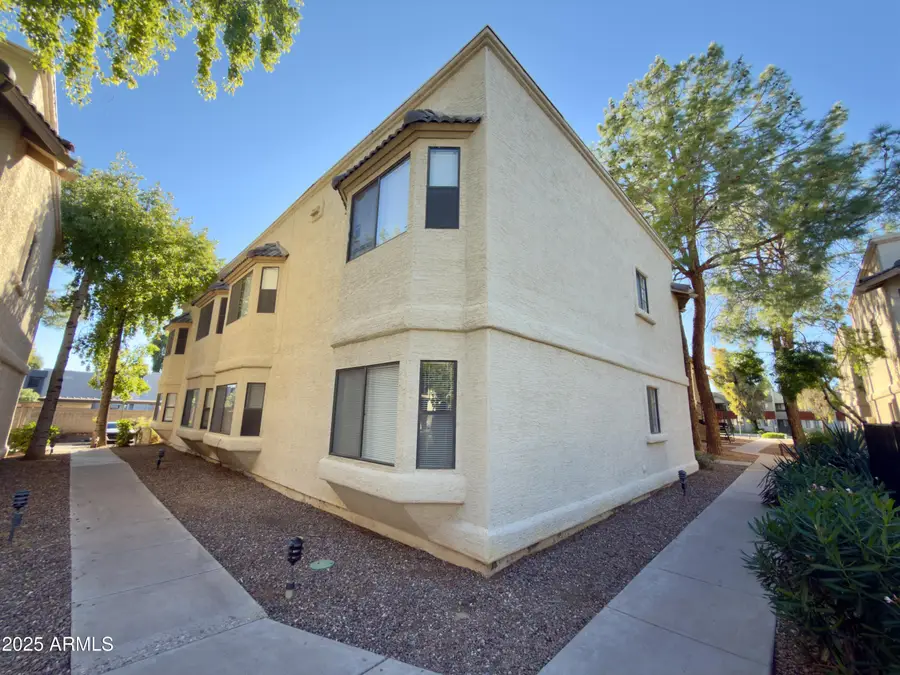 925 S Longmore -- #109, Mesa, AZ 85202 - #3