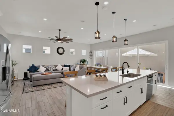 239 E Balsam Drive, Chandler, AZ 85286