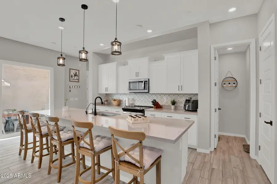 239 E Balsam Drive, Chandler, AZ 85286 - Image #2