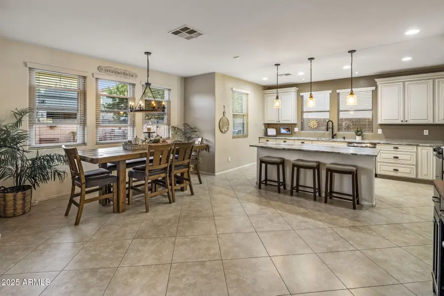 23239 N 121st Drive, Sun City, AZ 85373 - Image #2