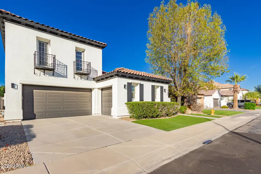 2198 E Wisteria Drive, Chandler, AZ 85286 - Image #2