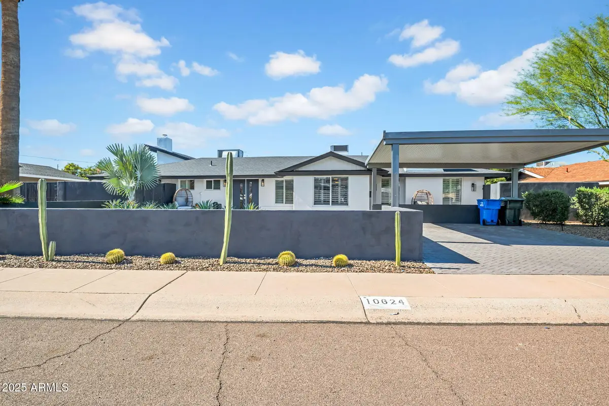 10624 N 38th Street, Phoenix, AZ 85028 - Image #1