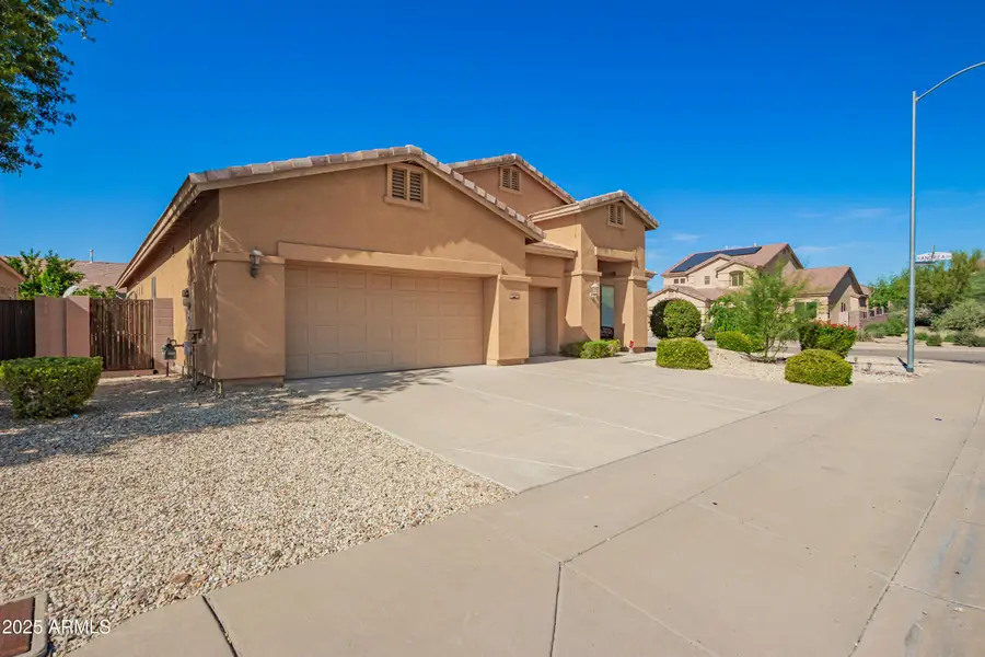 26706 N 24th Drive, Deer Valley, AZ 85085 - Image #2