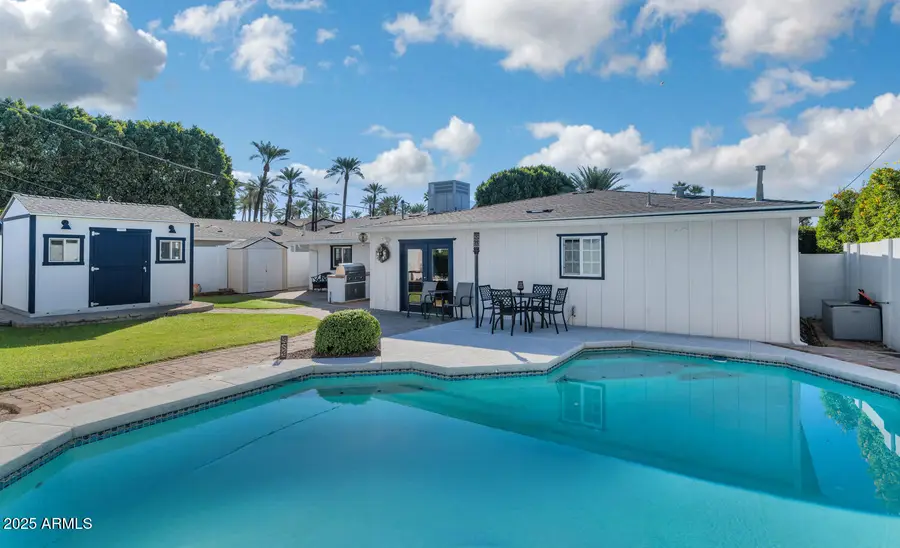 4240 E Sells Drive, Phoenix, AZ 85018 - Image #2