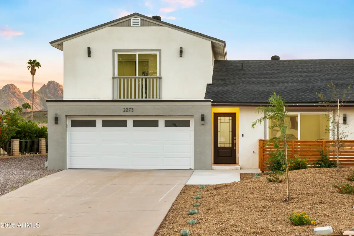 2273 E Clinton Street, Phoenix, AZ 85028 - Image #1