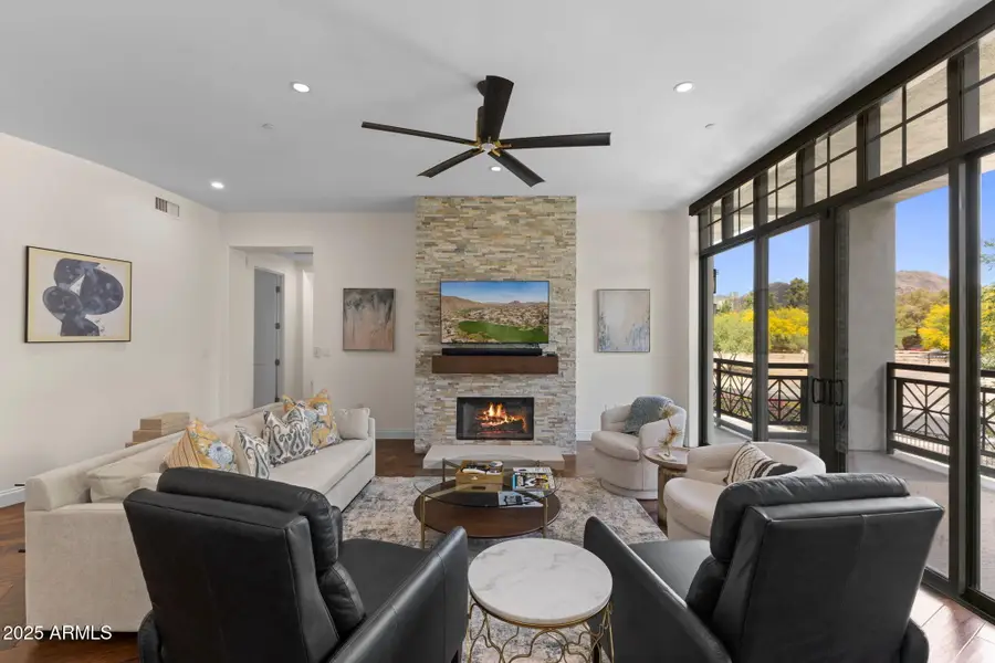 8 E Biltmore Estate #215, Phoenix, AZ 85016 - Image #3