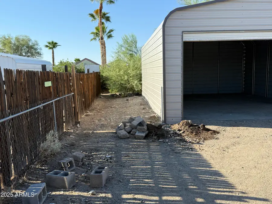 865 W Mountain View Lane, Quartzsite, AZ 85346 - Image #3