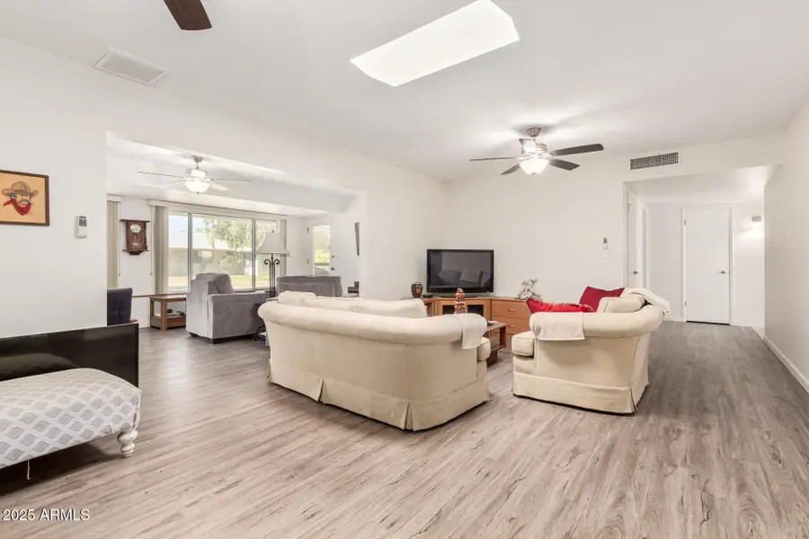 10439 W Saratoga Circle, Sun City, AZ 85351 - #2