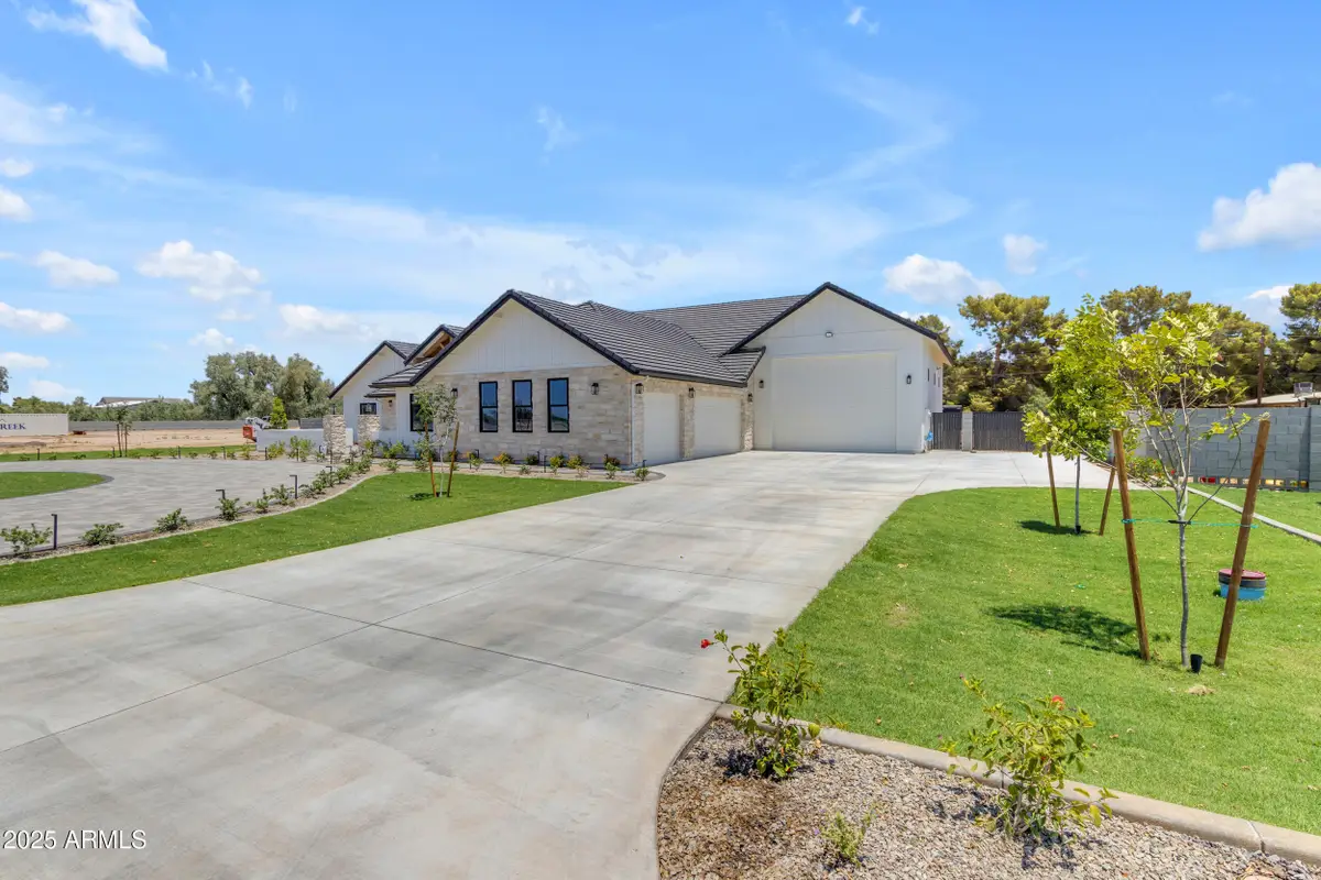 24215 S 223rd Place, Queen Creek, AZ 85142 - Image #1