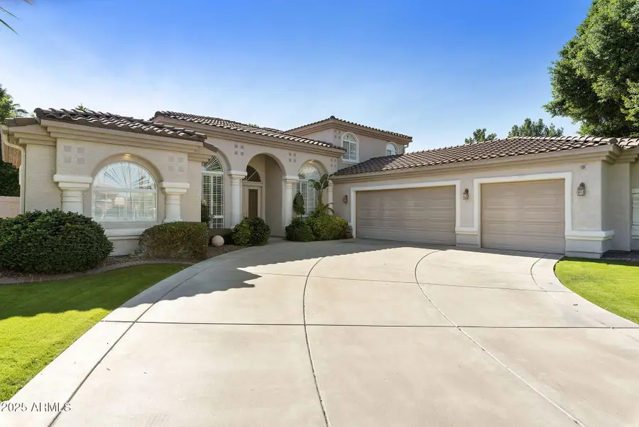 5839 W Del Lago Circle, Glendale, AZ 85308 - Image #2