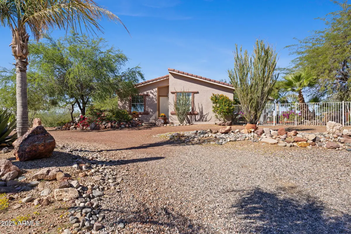 42210 N Castle Hot Springs Road N, Morristown, AZ 85342 - Image #1
