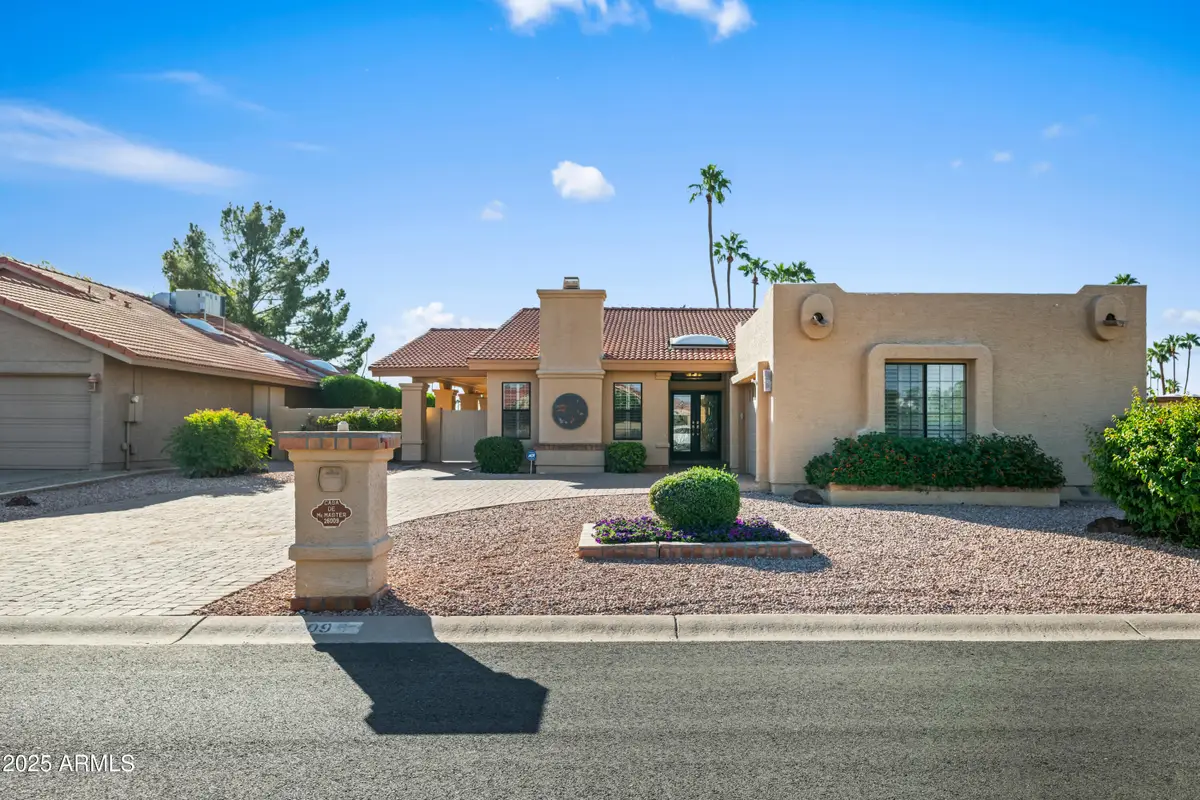 26009 S Ashwood Drive, Sun Lakes, AZ 85248 - Image #1