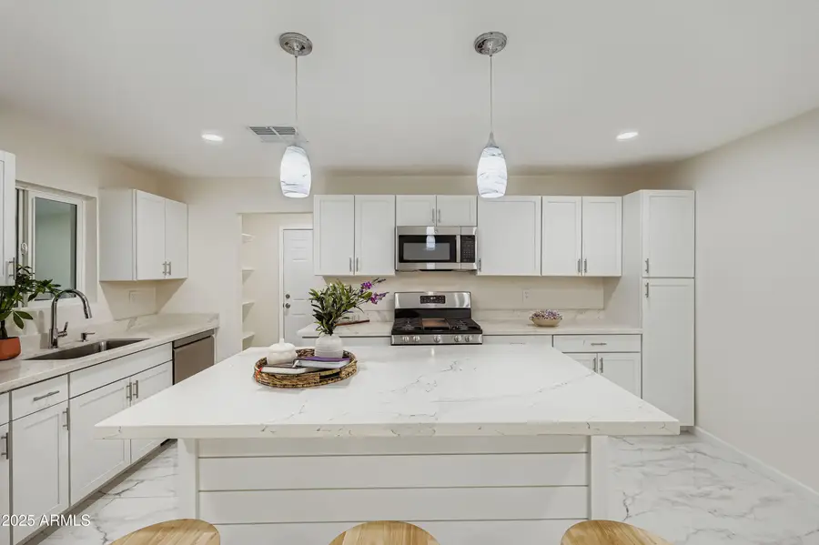 7601 N 40th Drive, Phoenix, AZ 85051 - Image #3