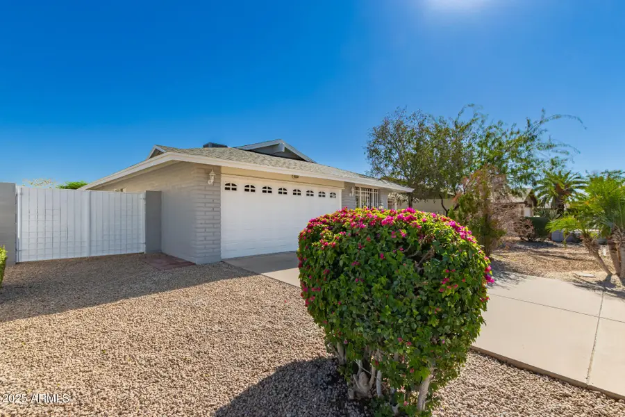 7607 N 107th Drive, Glendale, AZ 85307 - Image #2