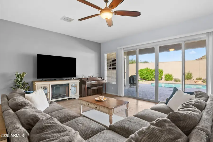 28623 N 66th Avenue, Deer Valley, AZ 85083 - Image #3