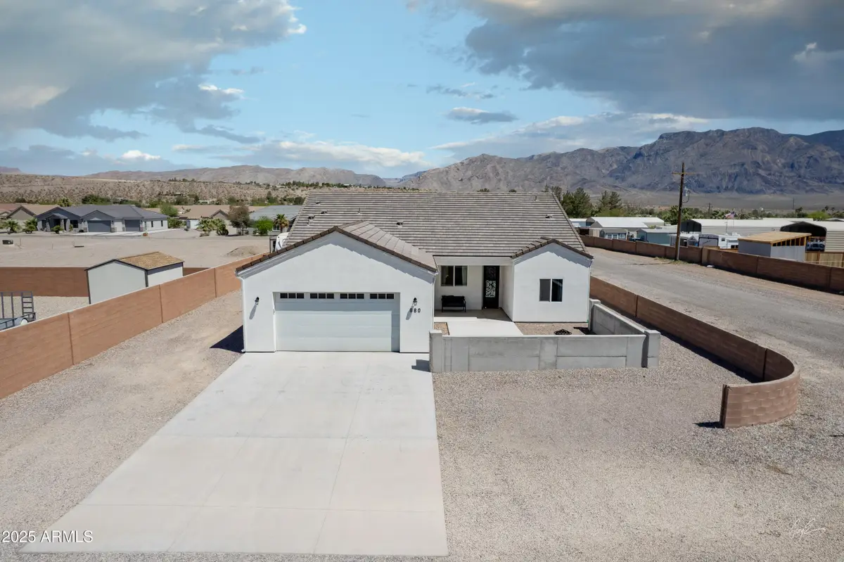 880 N Coyote Drive, Beaver Dam, AZ 86432 - Image #1