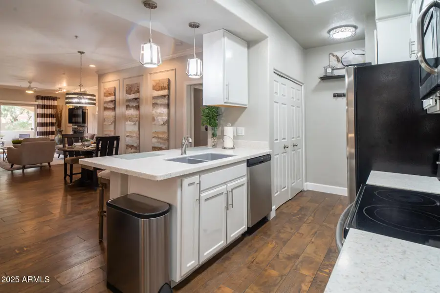 8653 E Royal Palm Road #1033, Scottsdale, AZ 85258 - Image #2