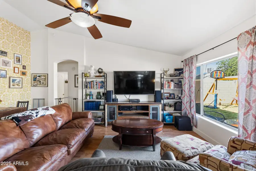 17411 N 85th Drive, Peoria, AZ 85382 - Image #3