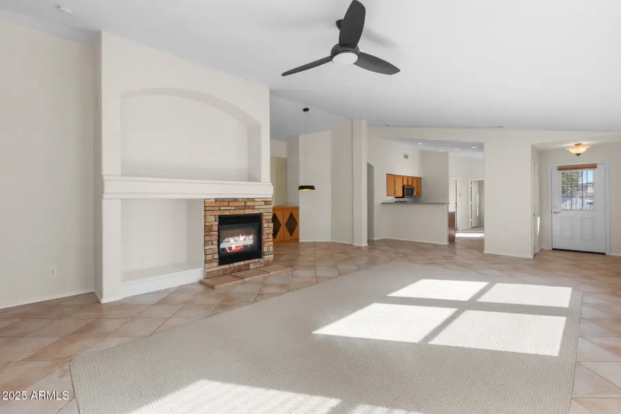 20274 N 104th Avenue, Peoria, AZ 85382 - Image #2