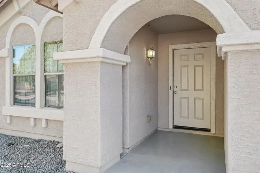 16267 W Yucatan Drive, Surprise, AZ 85379 - Image #2