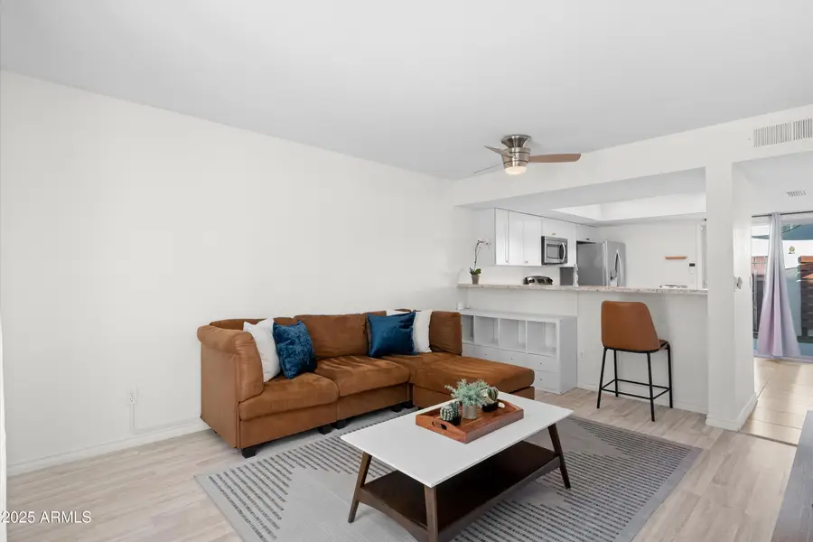 2802 E Beck Lane #2, Phoenix, AZ 85032 - Image #3