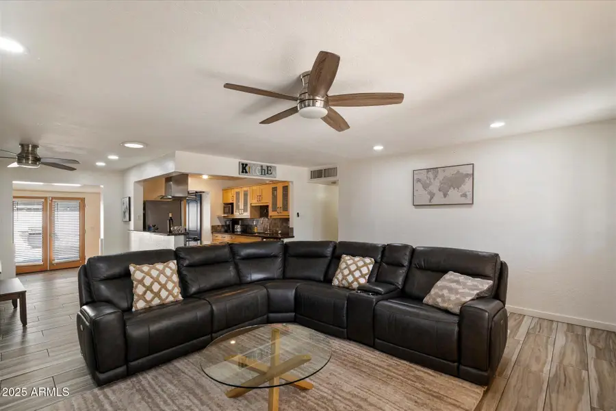 7332 E Diamond Street, Scottsdale, AZ 85257 - Image #2