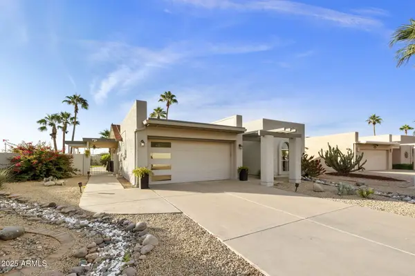 9825 E Navajo Place, Sun Lakes, AZ 85248