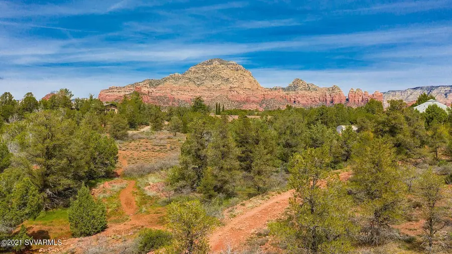 165 S Golden Eagle Drive #1, Sedona, AZ 86336 - Image #2