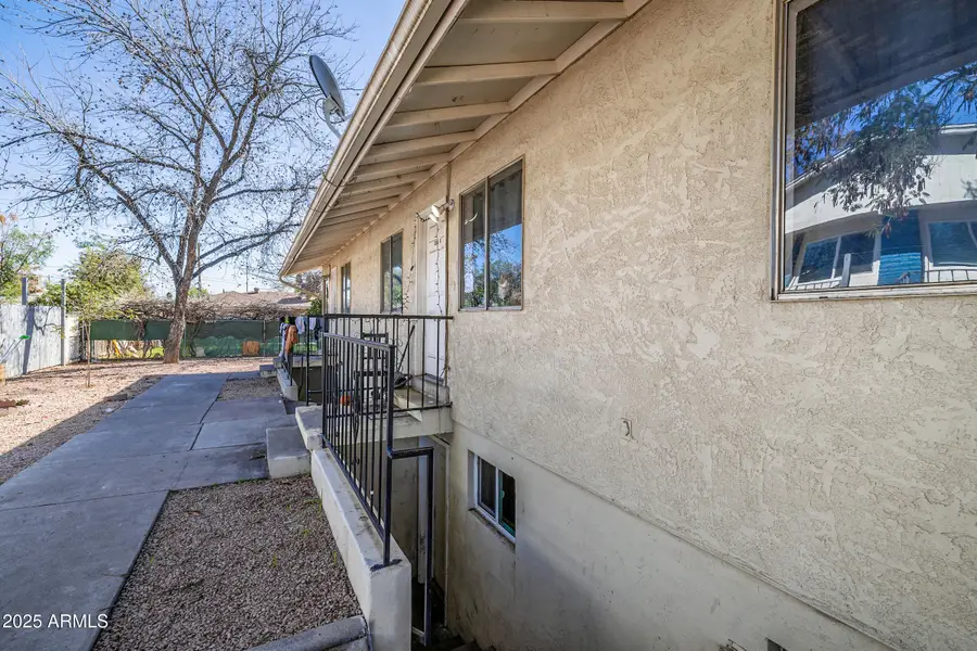 325 S Pioneer --, Mesa, AZ 85204 - Image #2