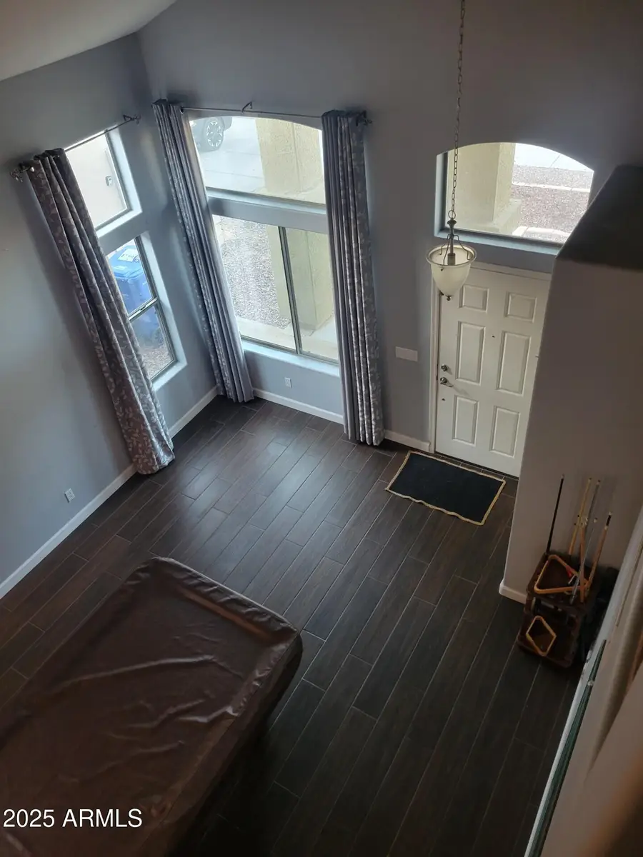 10211 W Hilton Avenue, Phoenix, AZ 85353 - Image #2