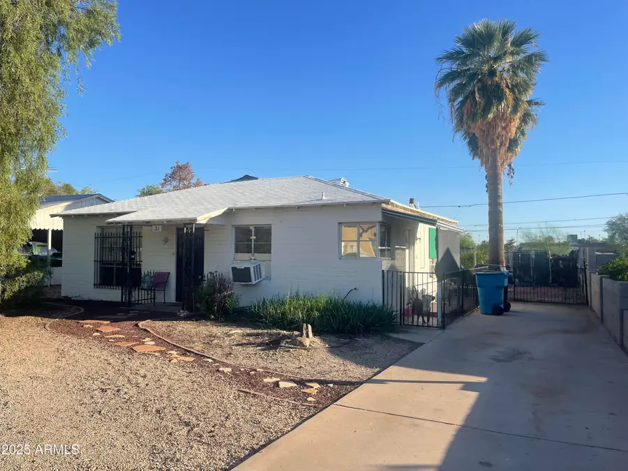 31 W Sunnyslope Lane, Phoenix, AZ 85021 - Image #2