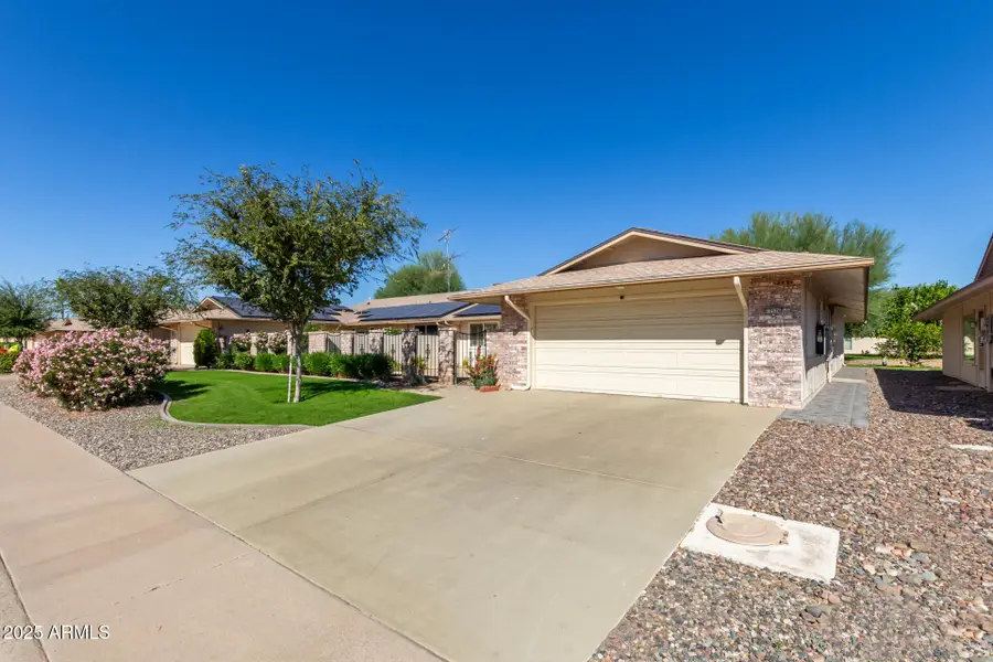 12526 W Parkwood Drive, Sun City West, AZ 85375 - Image #2