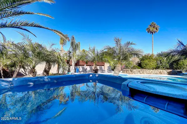 4524 E Kelton Lane, Phoenix, AZ 85032