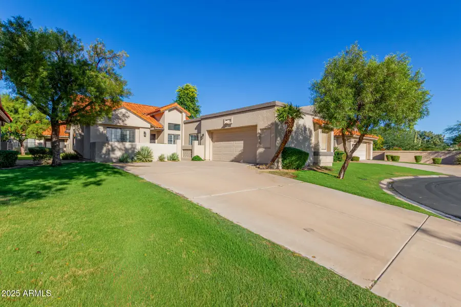 10586 E Cinnabar Avenue, Scottsdale, AZ 85258 - Image #2