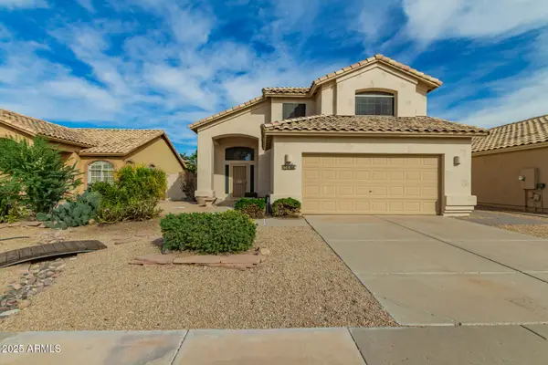 7442 W Via Del Sol Drive, Glendale, AZ 85310