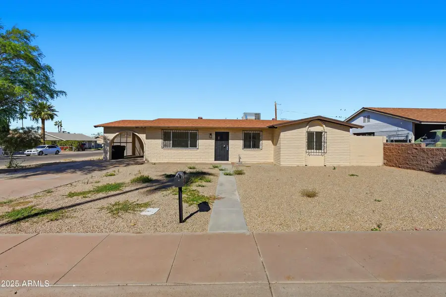 530 W Desert Drive, Phoenix, AZ 85041 - Image #2